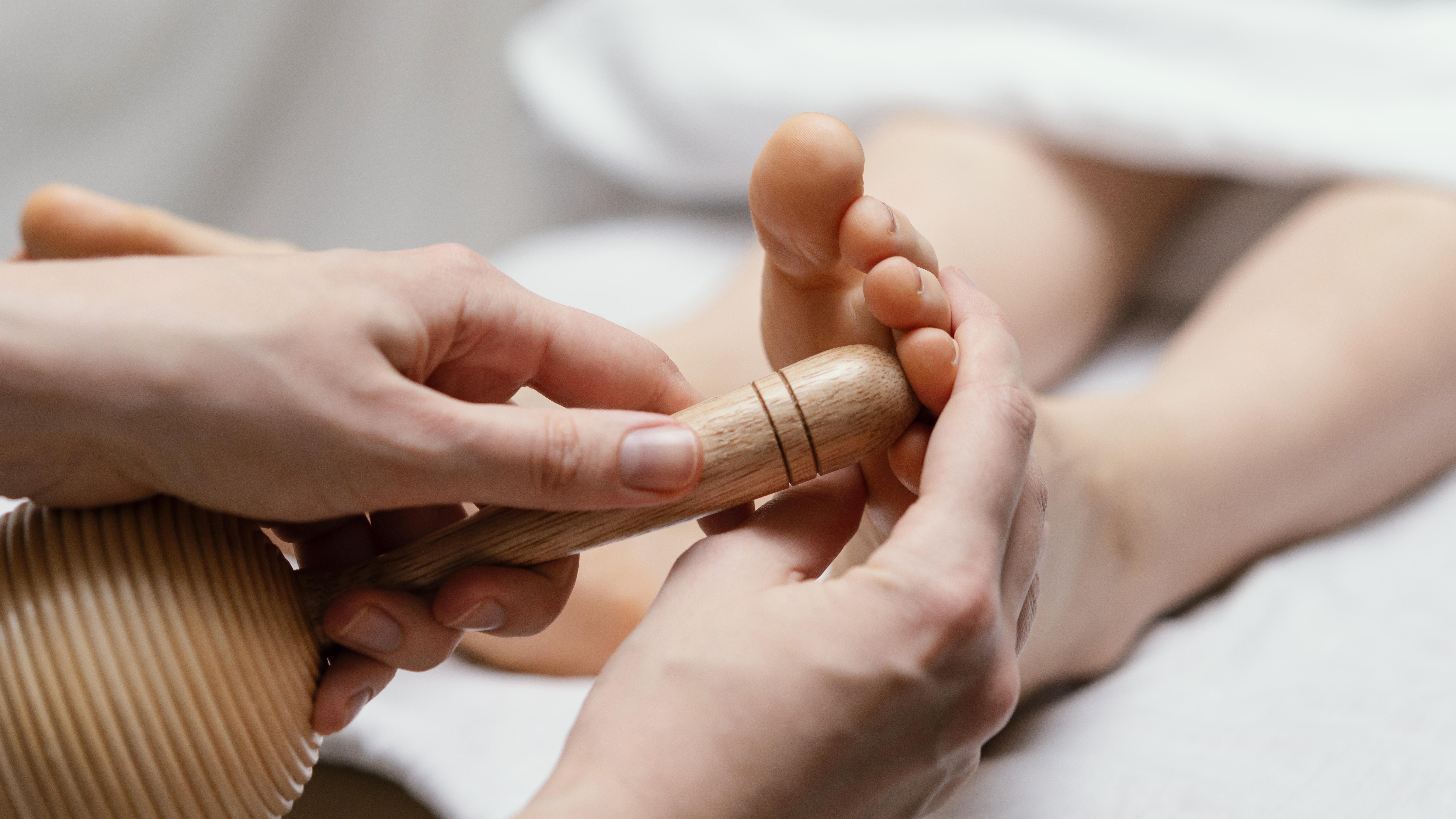 foot massage technique